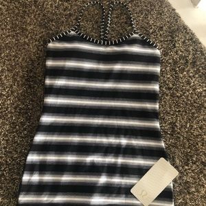 Lululemon 6 Black White Tank Removable Padding